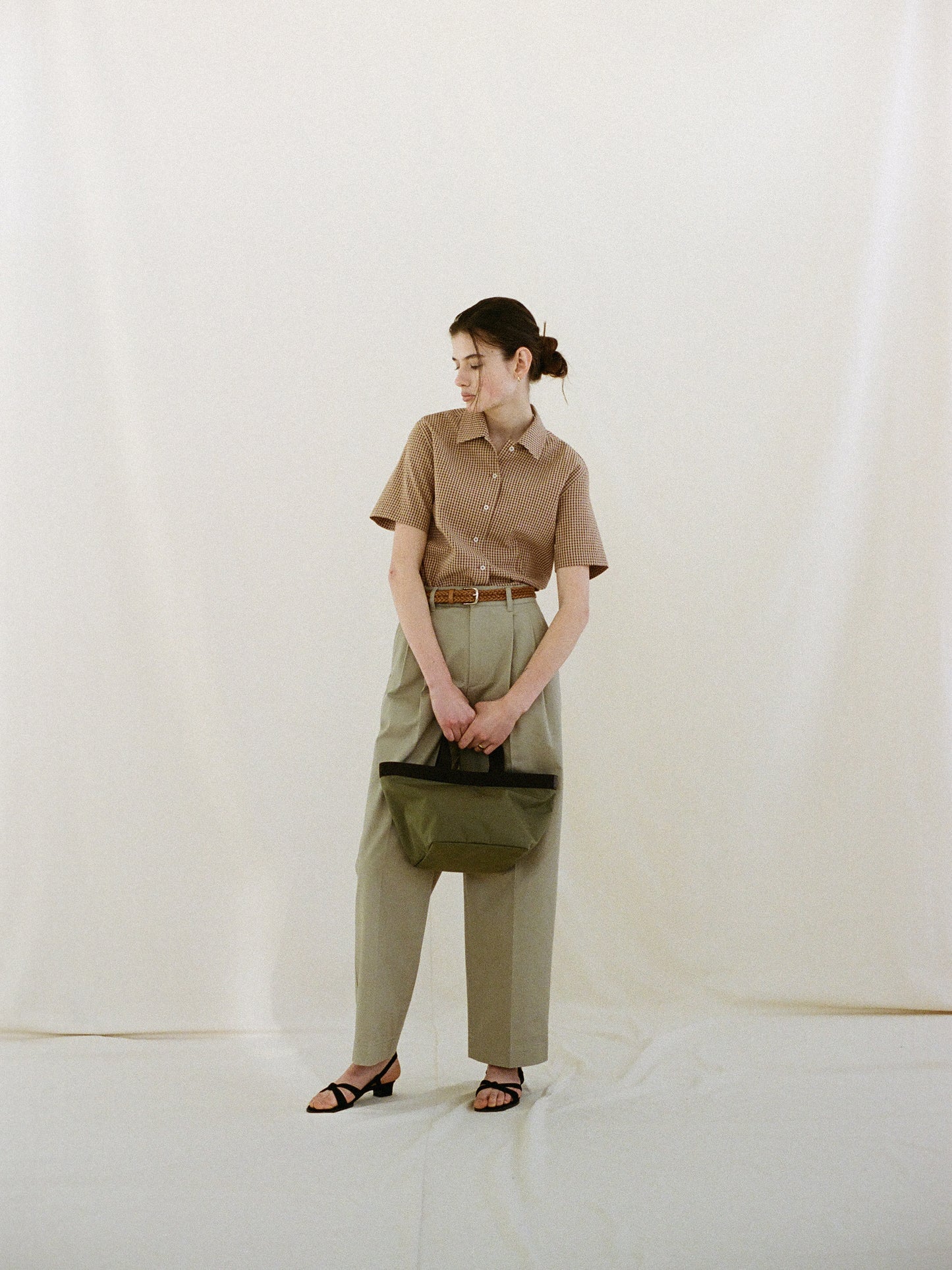 REFINED CLASSIC CHINO PANTS [ Utterly Beige ]