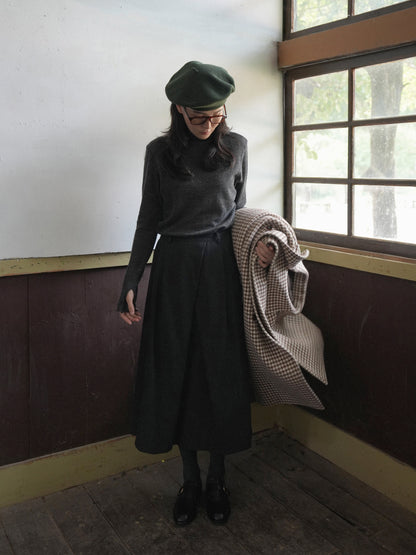 SIDE BUTTON WOOL CRAPE SKIRT [ Deep Charcoal ]