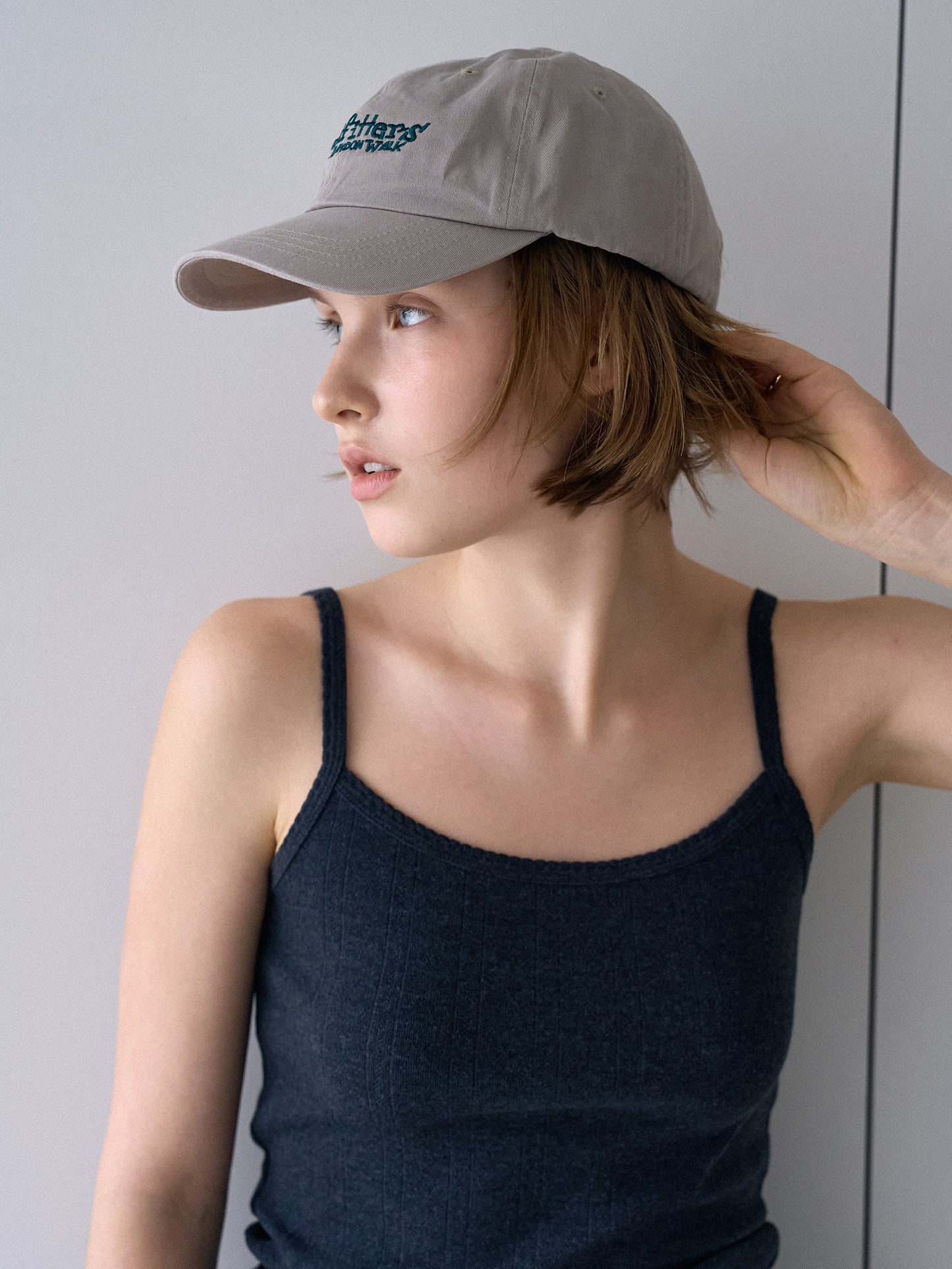 OUTFITTERS WASHED COTTON CAP [ Dusty Beige ]