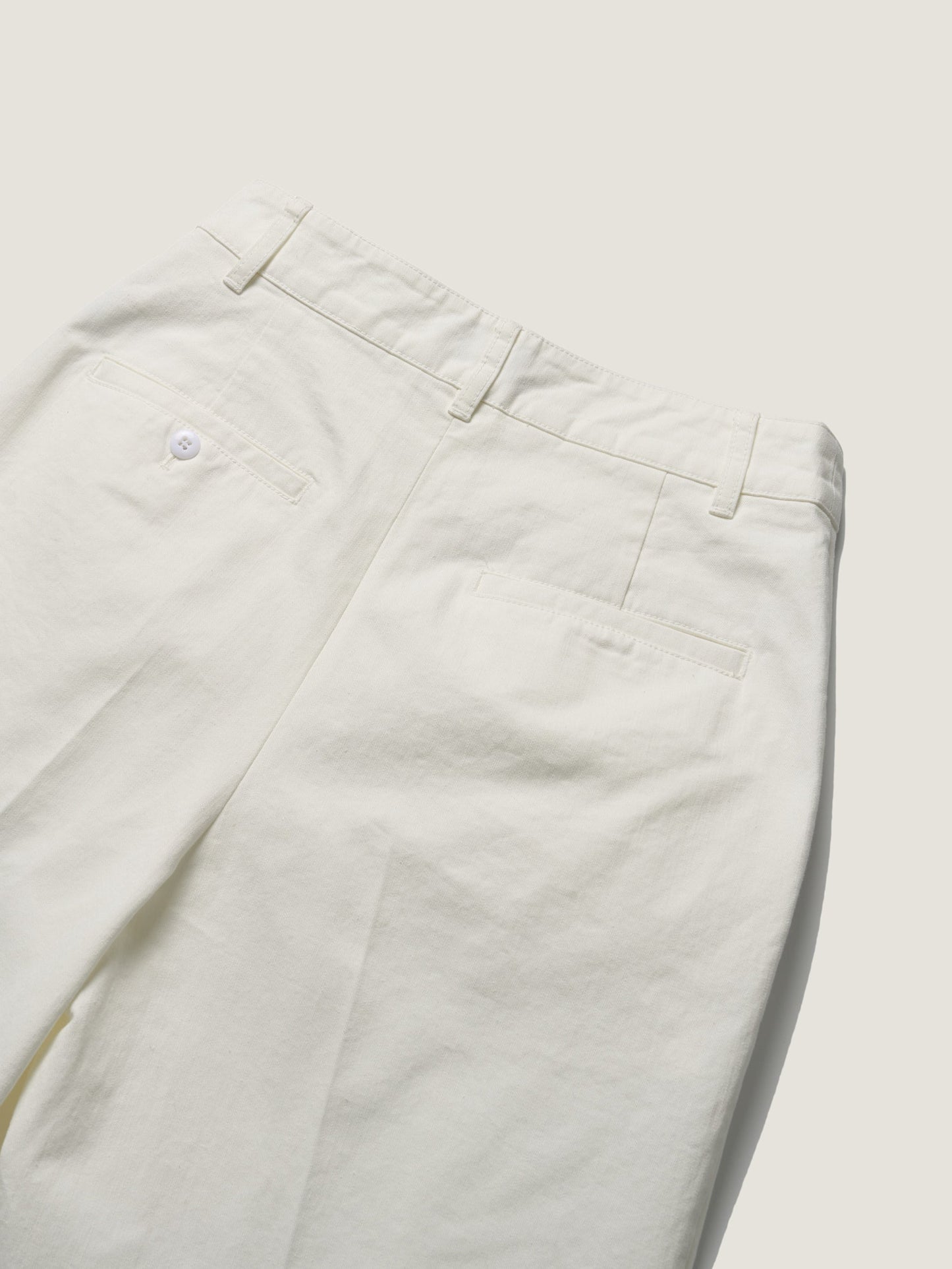 REFINED CLASSIC CHINO PANTS [ Cotton White ]
