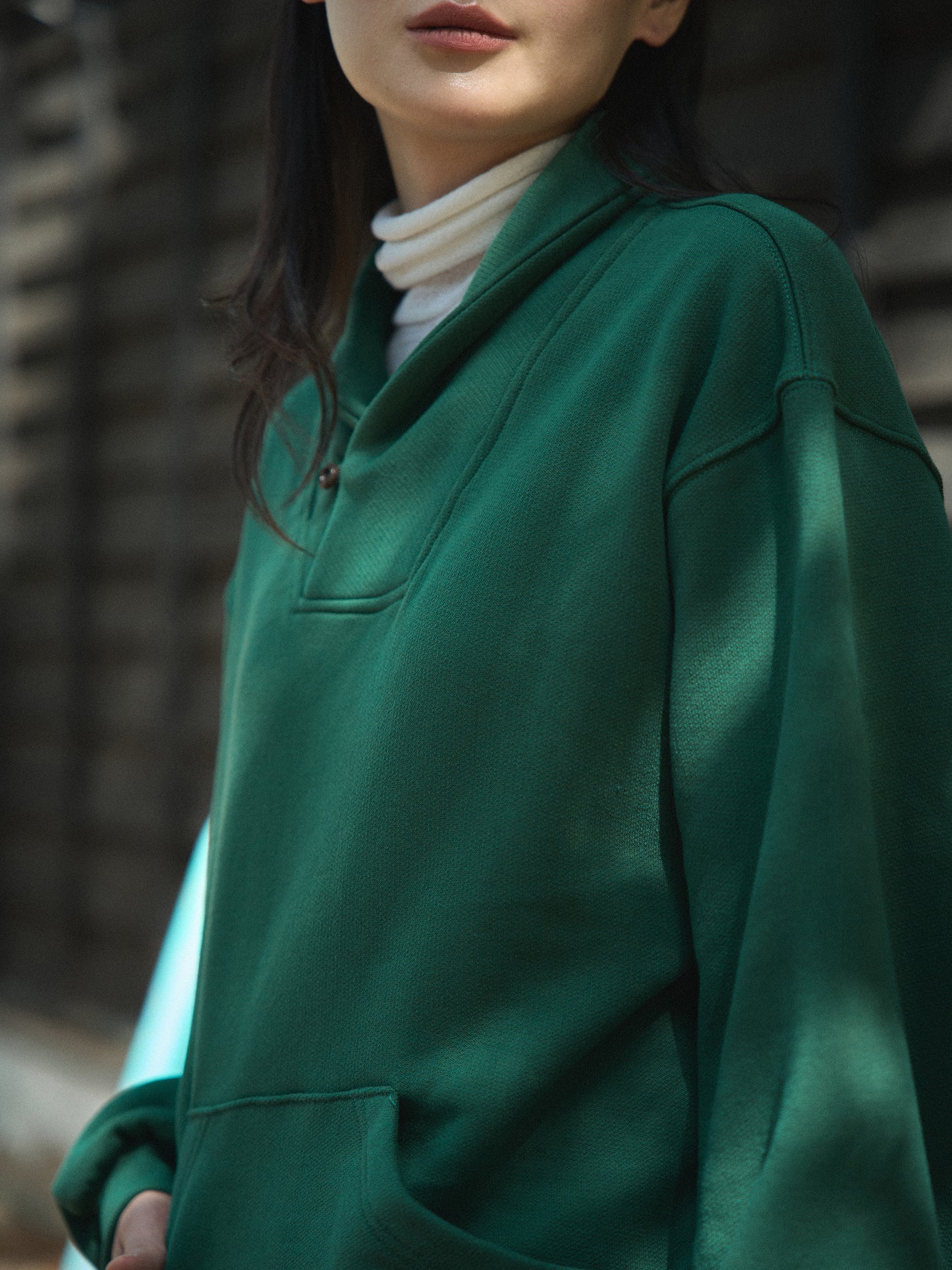 RUSTLE WOOL TURTLE TOP [ Warm Ivory ]