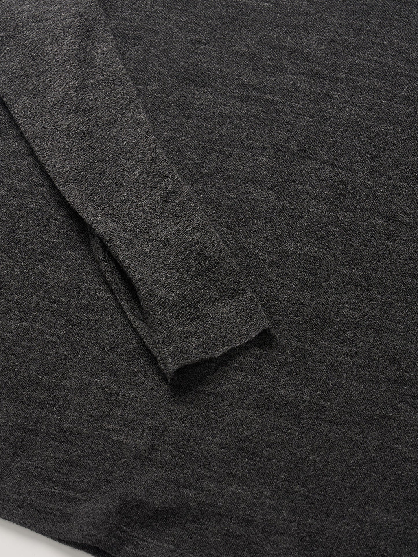 RUSTLE WOOL TURTLE TOP [ Blend Charcoal ]