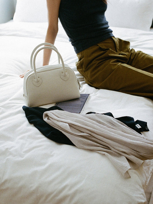 SABLÉ TOTE BAG SMALL [ Porcelain ]