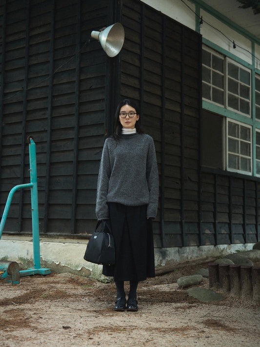 SIDE BUTTON WOOL CRAPE SKIRT [ Classic Black ]