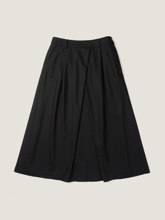 SIDE BUTTON WOOL CRAPE SKIRT [ Classic Black ]