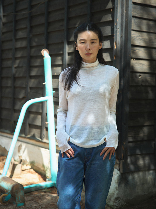 RUSTLE WOOL TURTLE TOP [ Warm Ivory ]