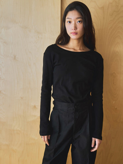 SMOOTH SCOOP NECK TOP [ Black ]