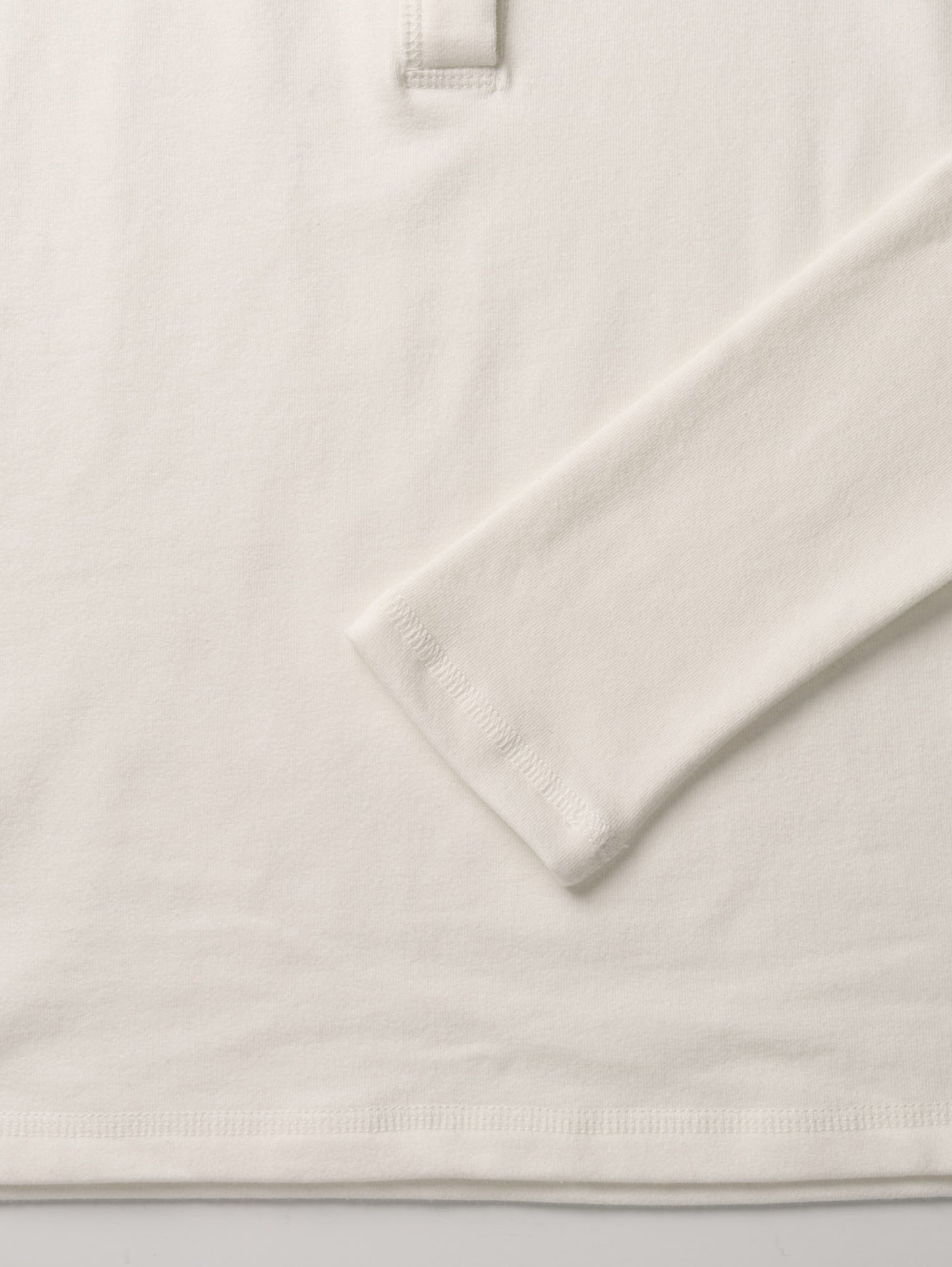 PENELOPE BUTTON TOP [ Soap White ]