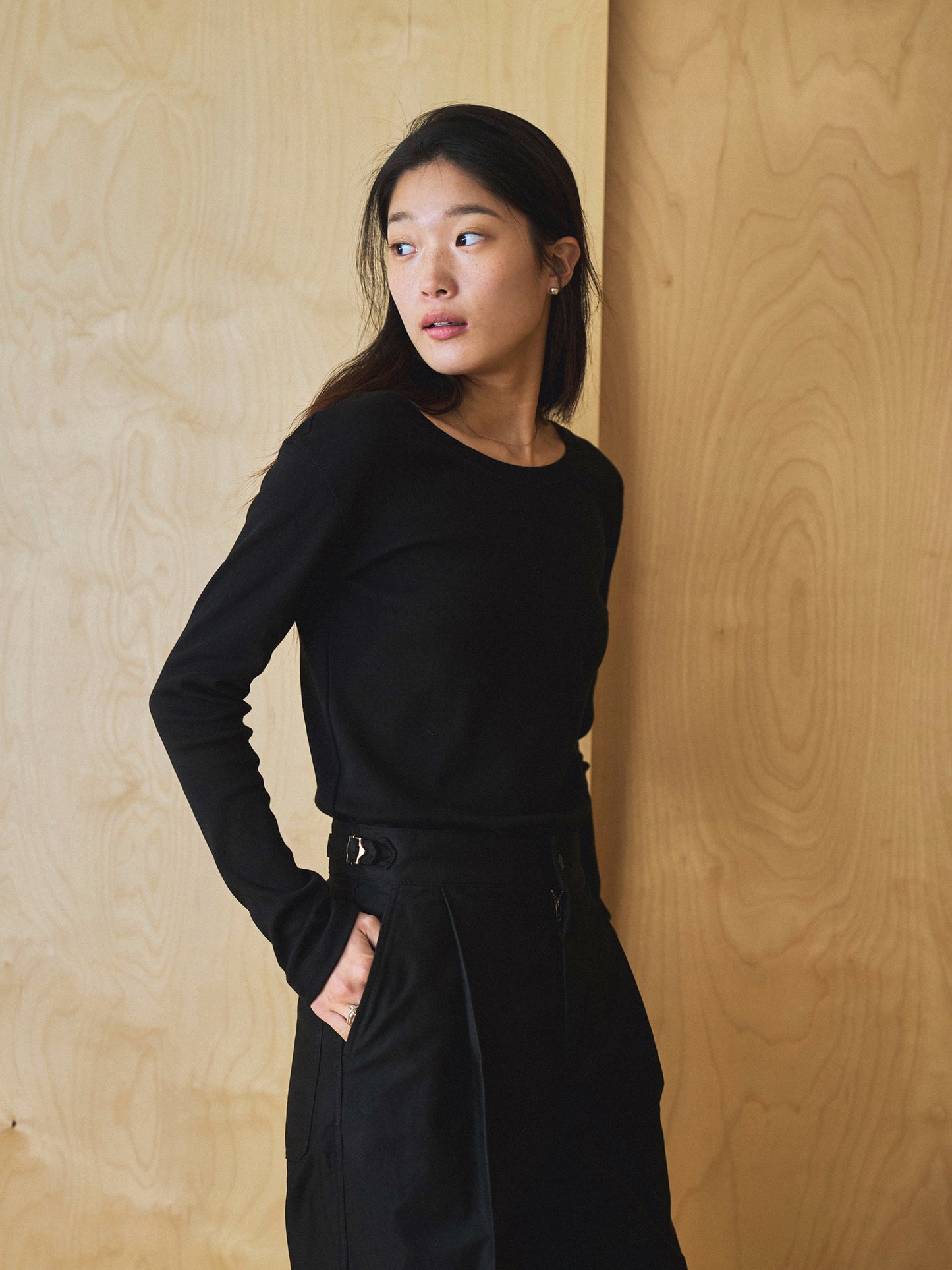 SMOOTH SCOOP NECK TOP [ Black ]