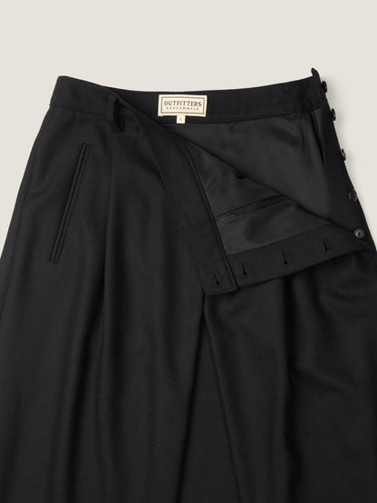 SIDE BUTTON WOOL CRAPE SKIRT [ Classic Black ]