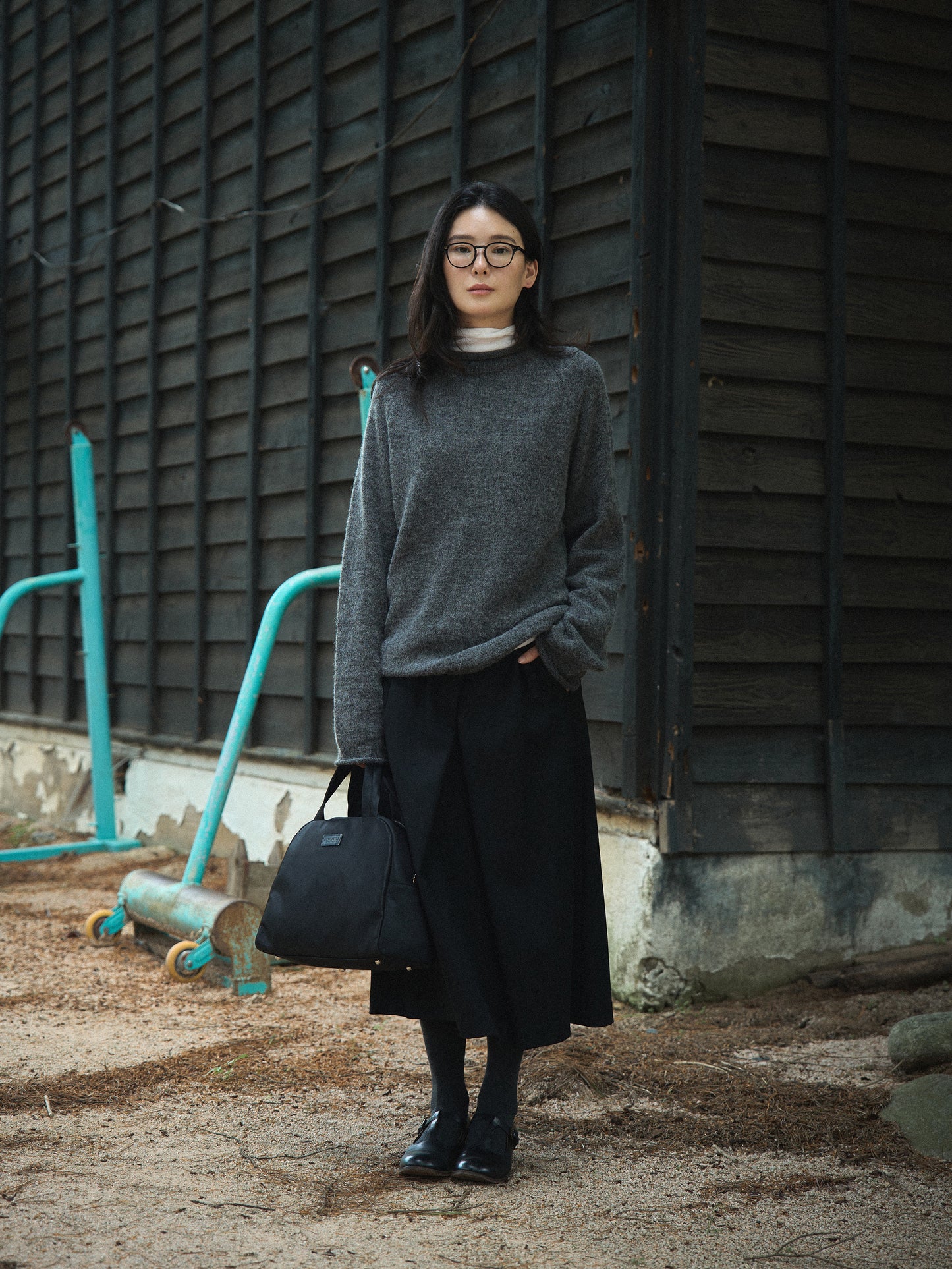 SIDE BUTTON WOOL CRAPE SKIRT [ Classic Black ]