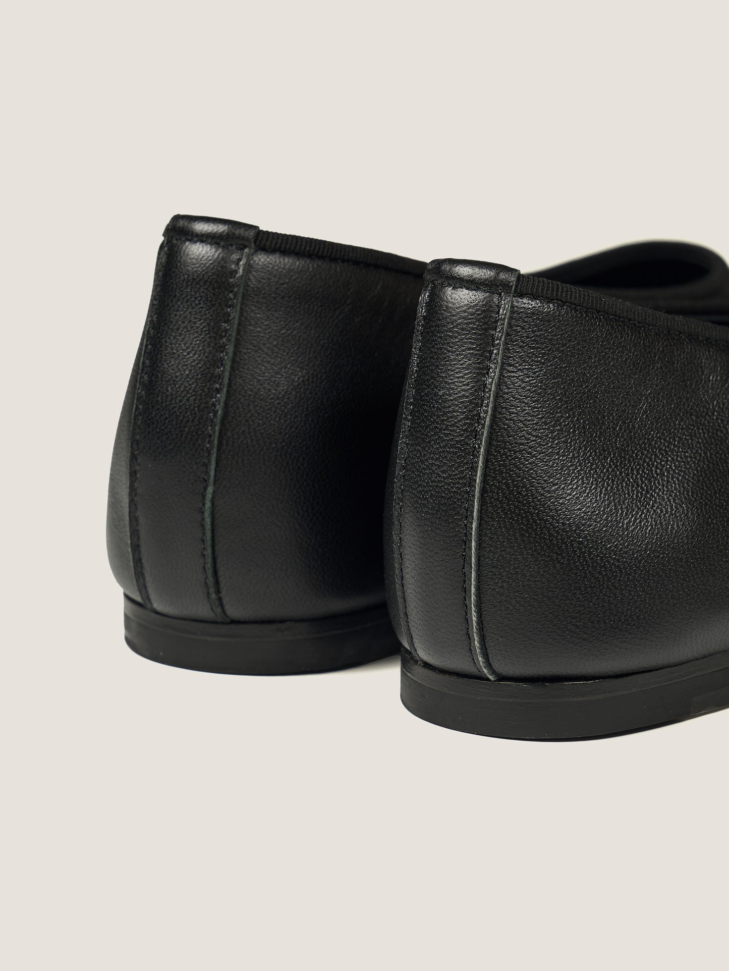 GRACE OPERA FLATS [ Classic Black ] Italian Leather