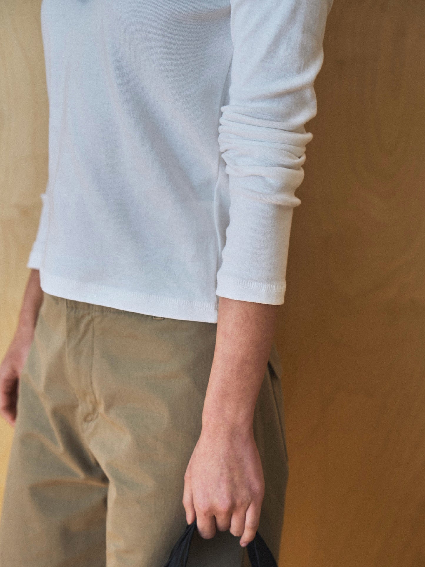 SMOOTH SCOOP NECK TOP [ White ]