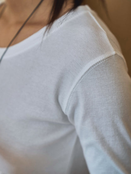 SMOOTH SCOOP NECK TOP [ White ]