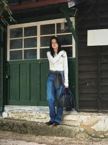 PENELOPE BUTTON TOP [ Soap White ]