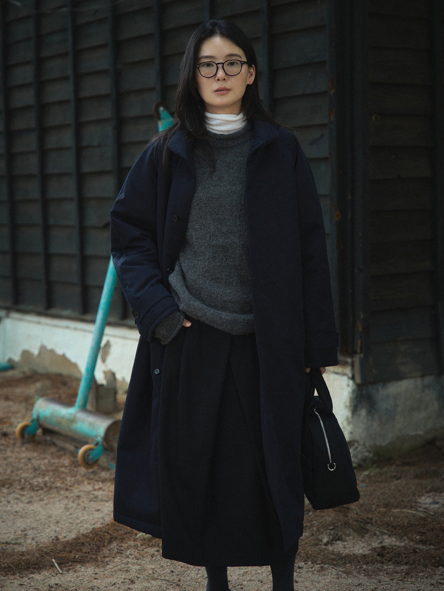 SIDE BUTTON WOOL CRAPE SKIRT [ Classic Black ]