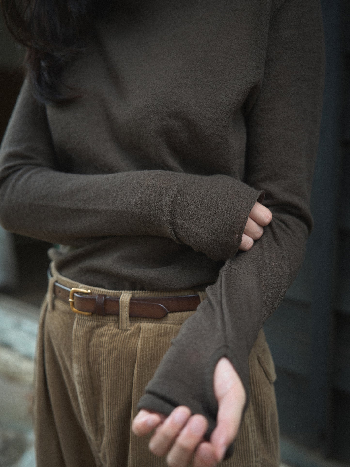 RUSTLE WOOL TURTLE TOP [ Taupe Brown ]