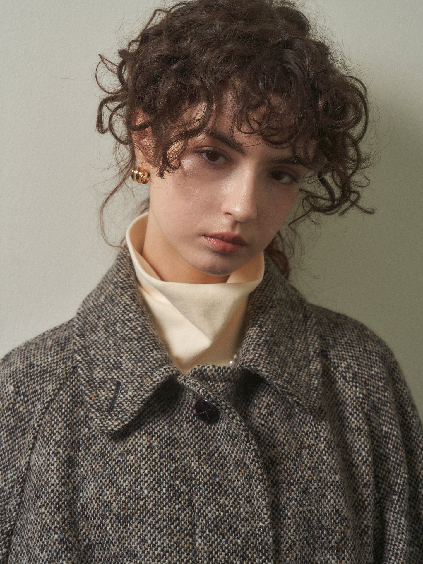 CHABROL COAT [ Salt & Pepper Black Tweed ]