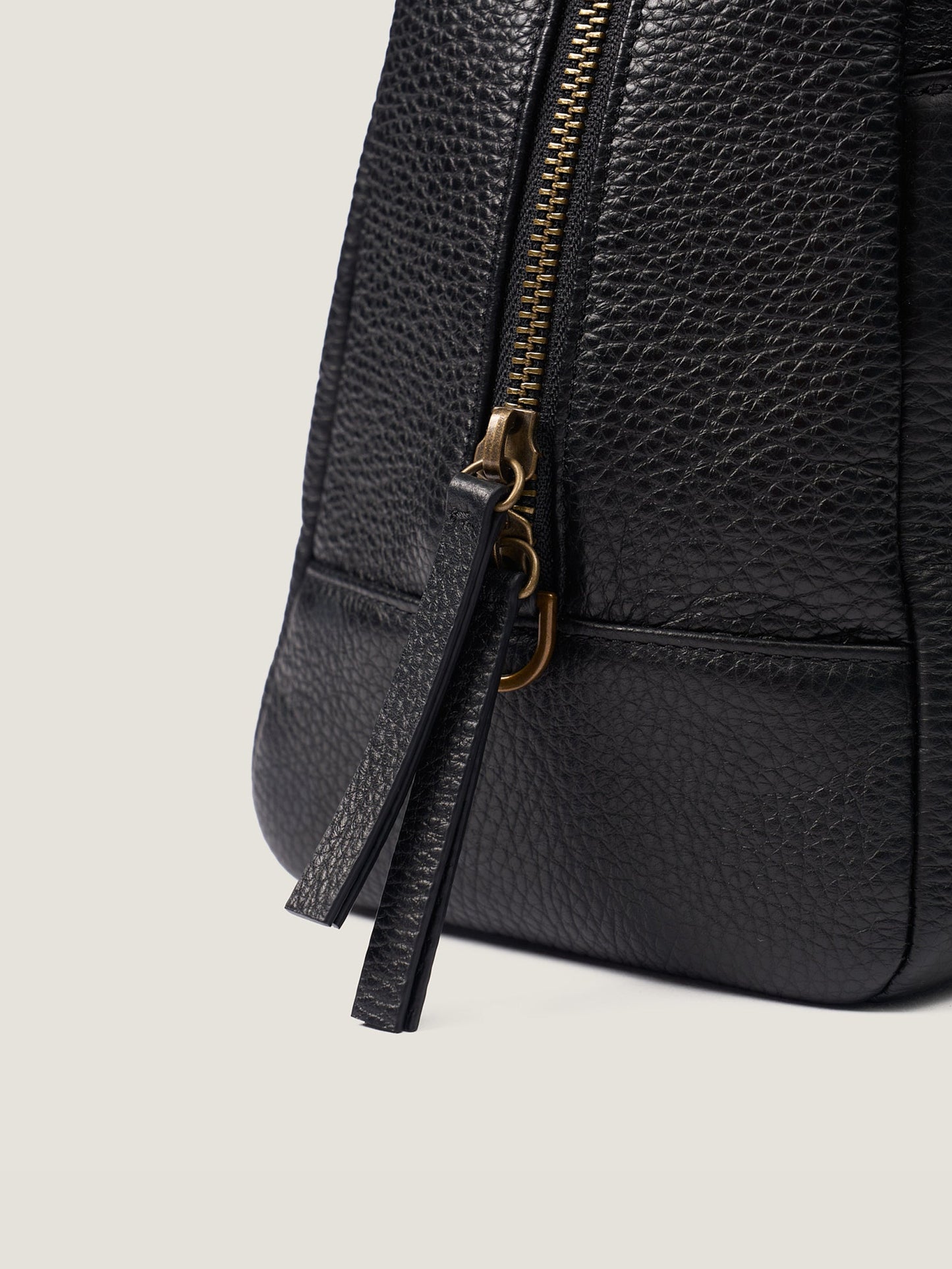 SABLÉ TOTE BAG [ Soft Black ]