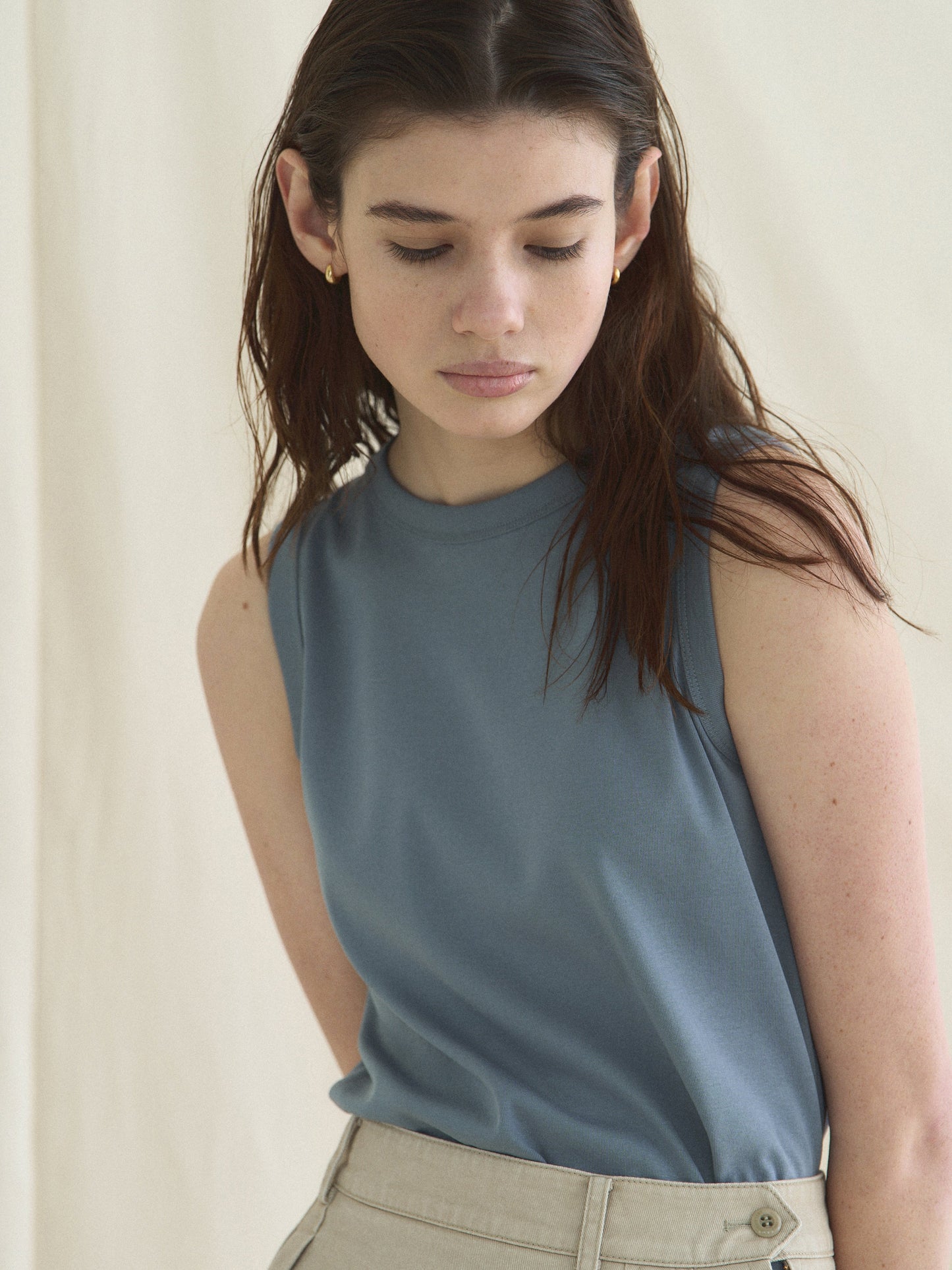 MICHELLE COTTON SLEEVELESS [ Dusty Blue ]